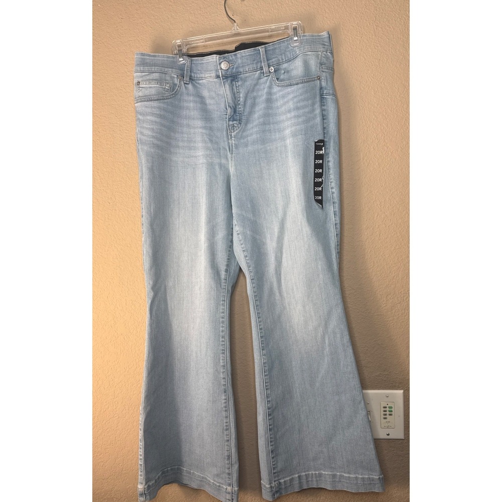 Torrid  Bombshell Jeans NWT  Size 20 Wide Leg Stretch Denim Boho Y2K Plus Size